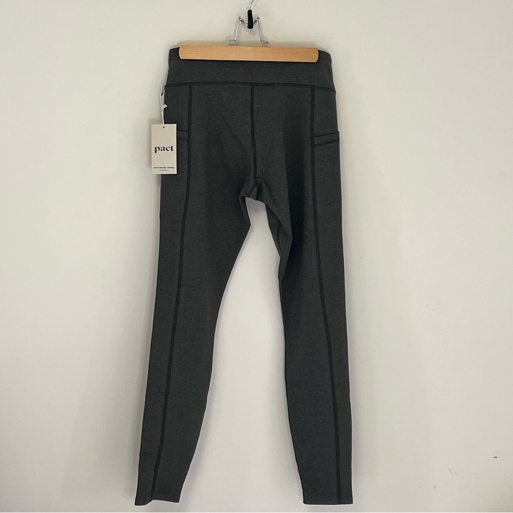 Pact Organic Pocket Legging - Picture 3 of 12